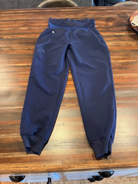 Figs Pants - Women’s Figs Navy maternity scrub pants size s/p